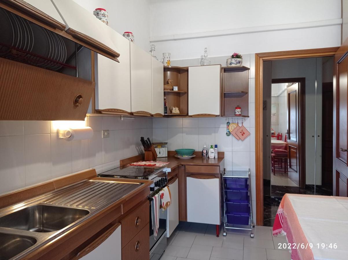 Down Town Emily Apartment La Spezia Ngoại thất bức ảnh