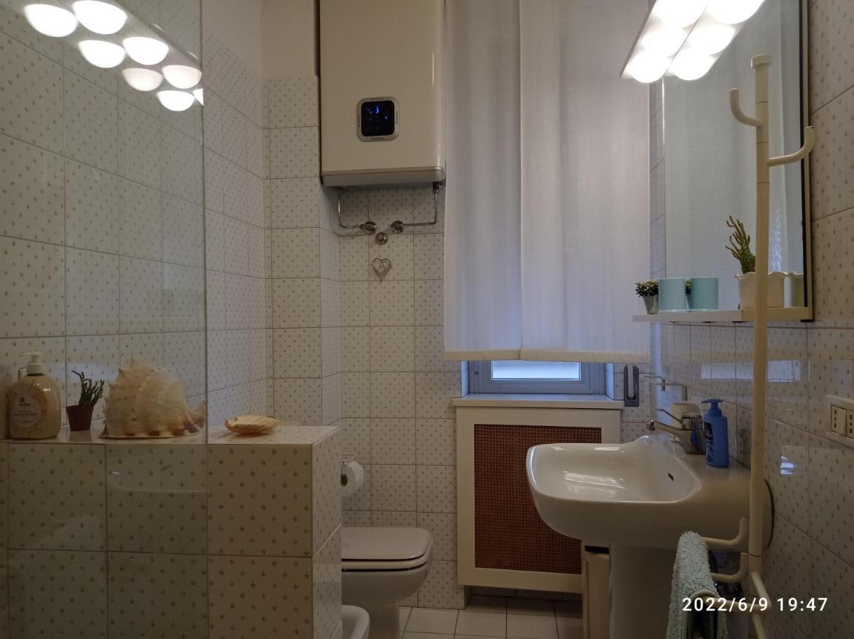 Down Town Emily Apartment La Spezia Ngoại thất bức ảnh