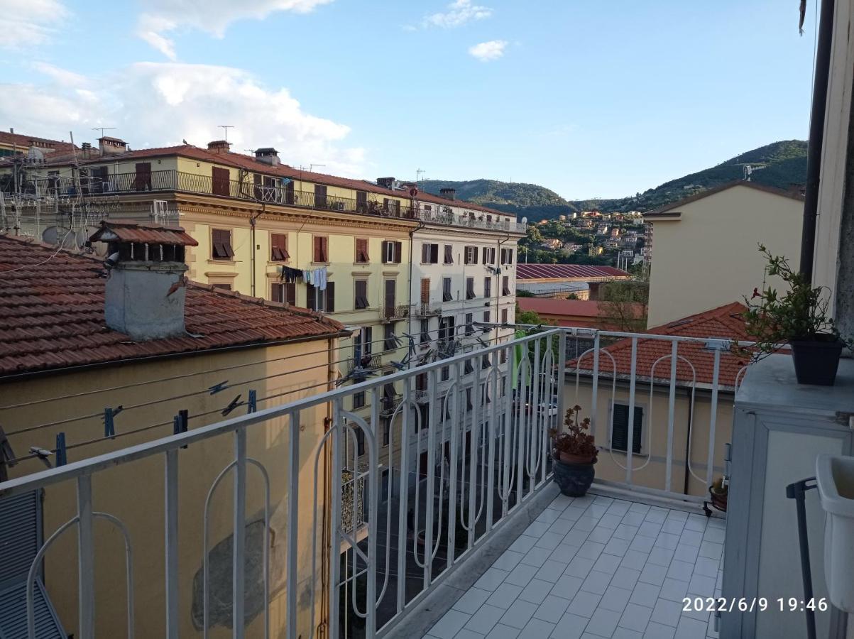 Down Town Emily Apartment La Spezia Ngoại thất bức ảnh